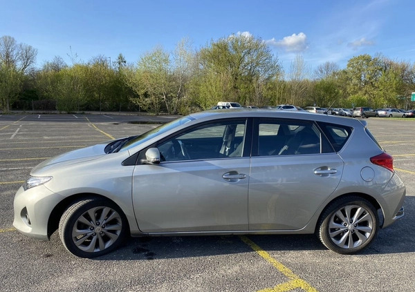 Toyota Auris cena 37900 przebieg: 183600, rok produkcji 2013 z Warszawa małe 56